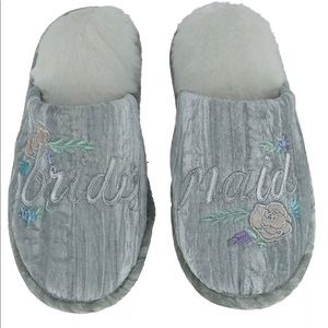 Size Medium Bridesmaid Slippers